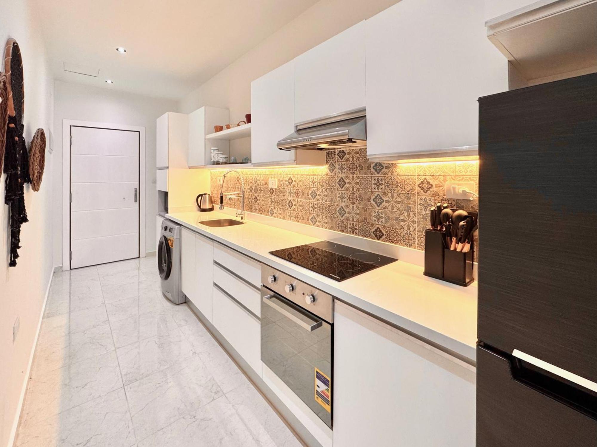 Comfy Studio, Pools, Private At Peaceful